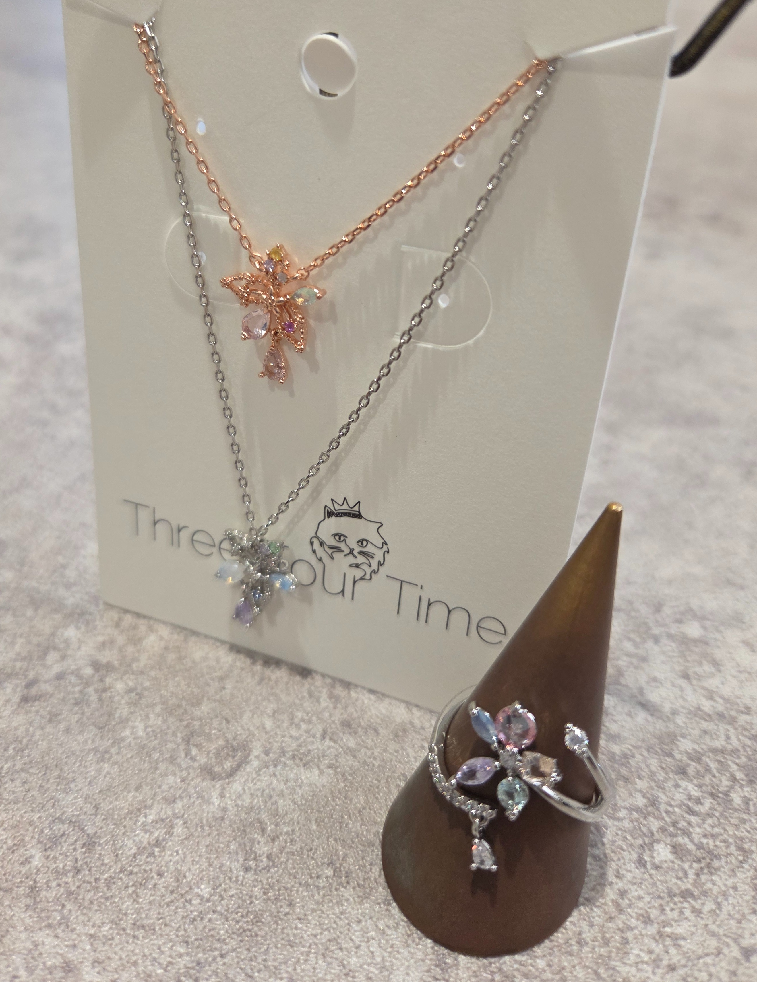 新作のアクセサリー入荷しました⭐️ │スリーフォータイム