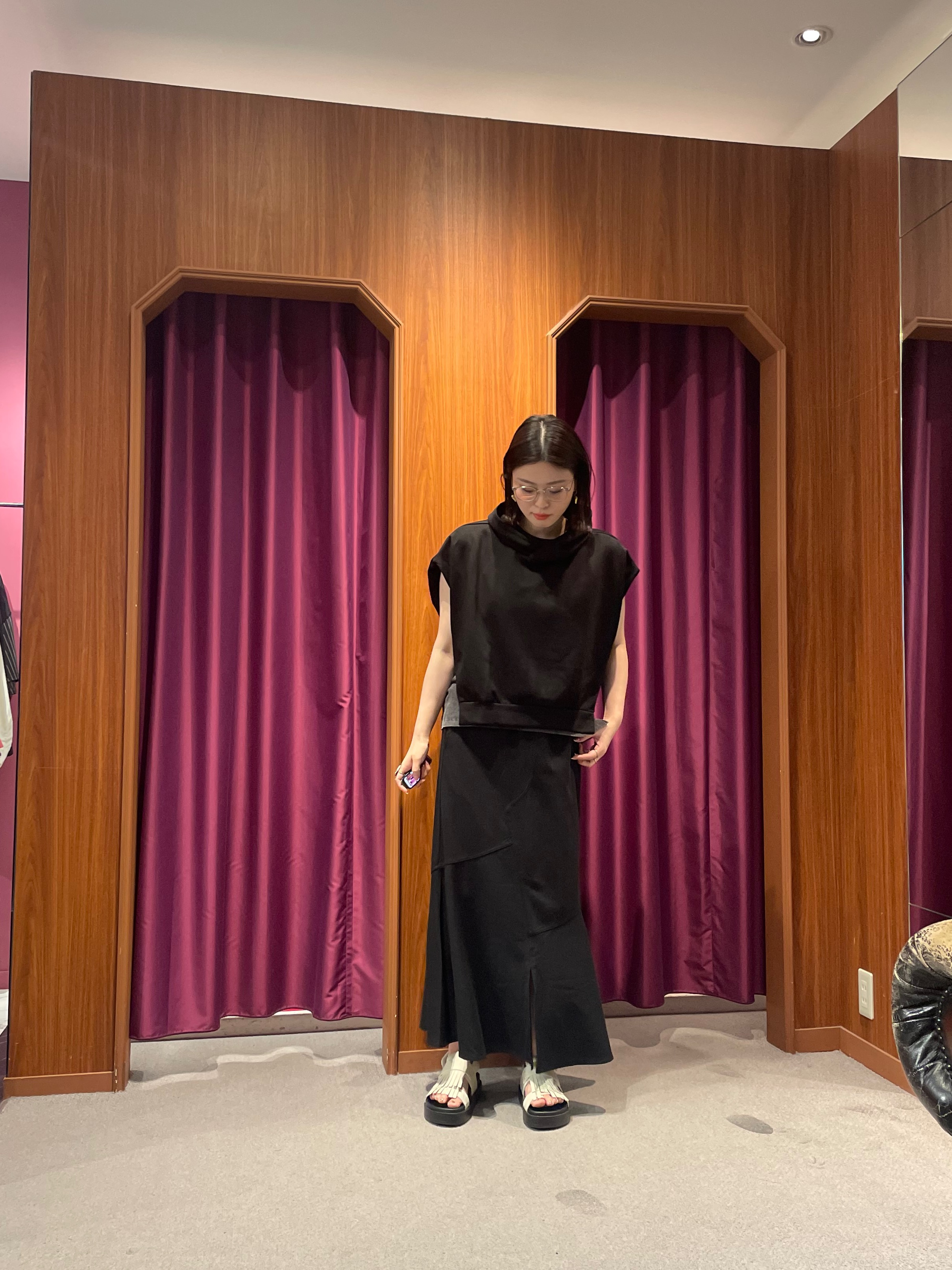 ☆SALE☆イレギュラーヘムフードプルオーバー │オズモーシス