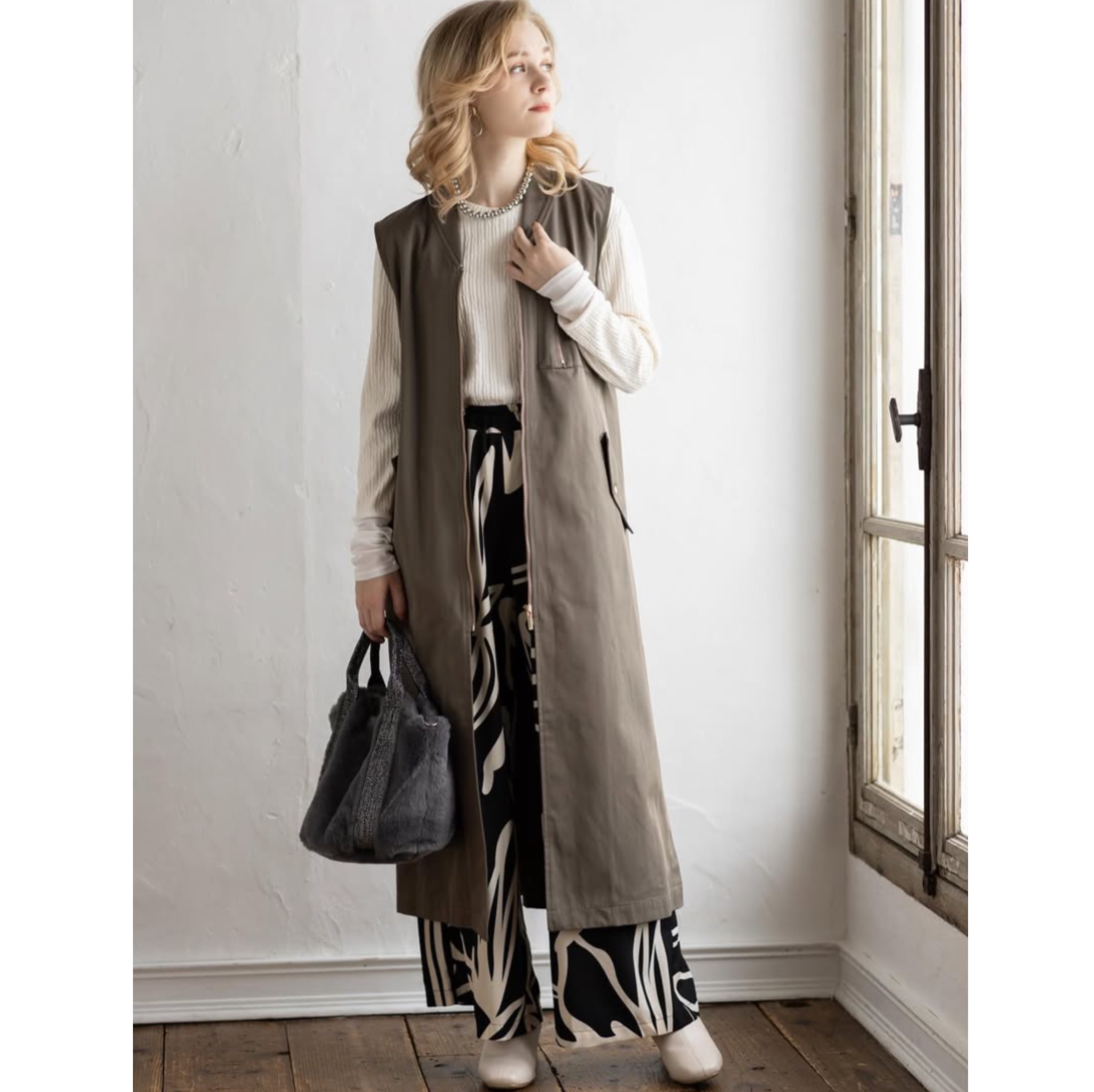 美品　ルフィル　ロングジレ　アドーア ADORE - ルフィル シアーローンワンピース ピンク 新品の通販 by