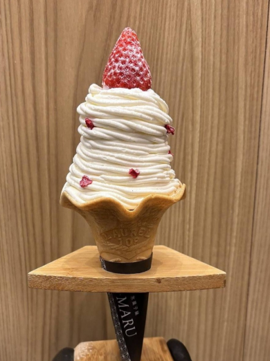 モンブランソフトに新登場！🍓