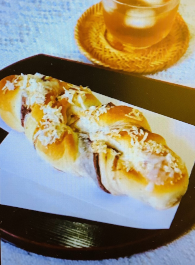 【入荷予定】ココナッツあんぱん🥥
