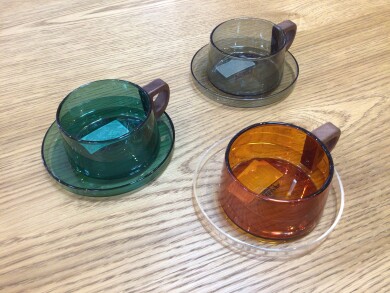 ティータイムをオシャレに！ティーカップ＆プレートのご紹介♪