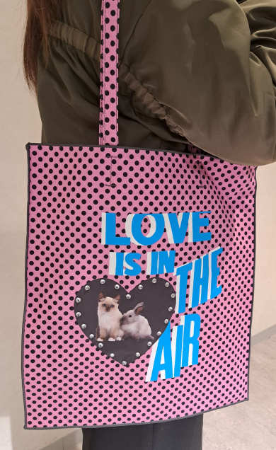 新作のバッグが入荷しました♡