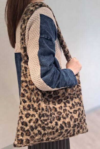 新作のバッグ入荷しました🐆