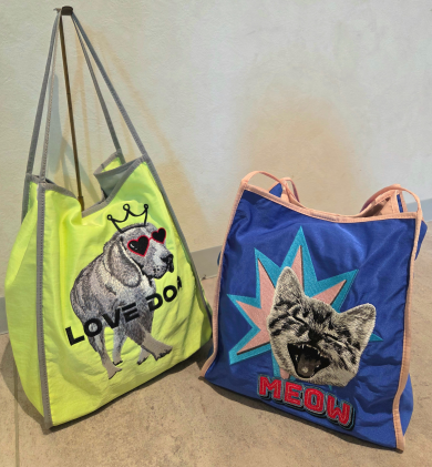 新作の刺繍トート入荷しております♡