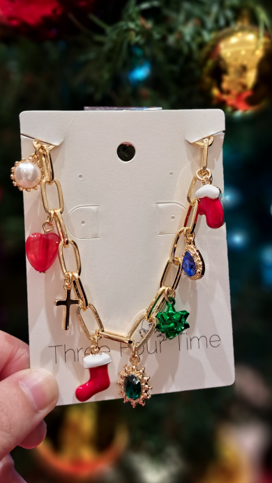 新作のクリスマスアクセ入荷しております🎅🏻