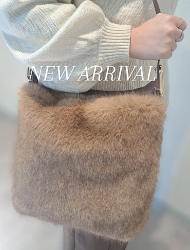 冬にピッタリのバッグが入荷しました♡