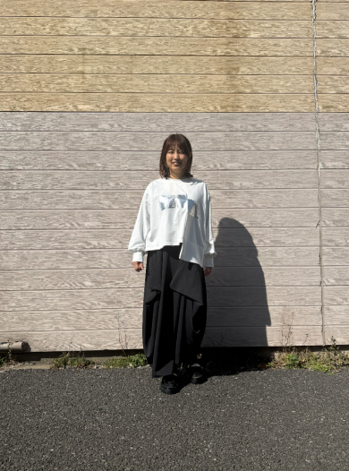 NEW IN🖤箔プリント切替プルオーバーのご紹介！！