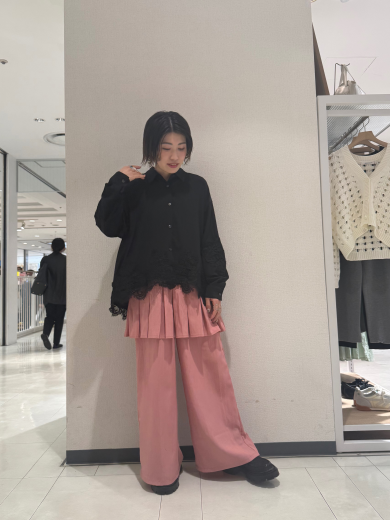 NEW IN🩷タックレイヤードパンツのご紹介！！