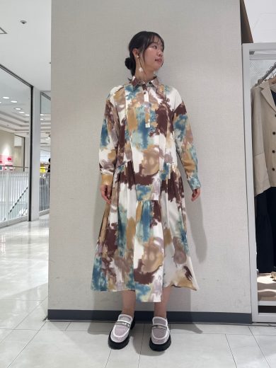 NEW IN🧡プリント切替ギャザーシャツワンピースのご紹介！！