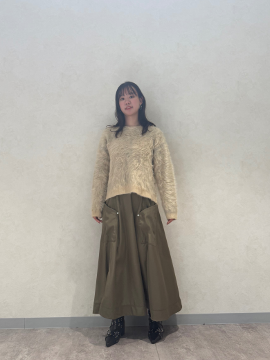 NEW IN💛リバーシブル起毛ニットプルオーバーのご紹介!!