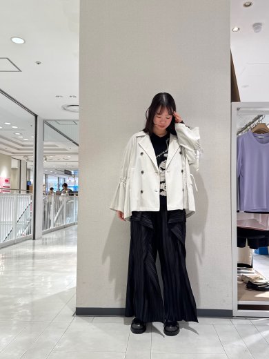 NEW IN🤍ドロストショートトレンチコートのご紹介!!