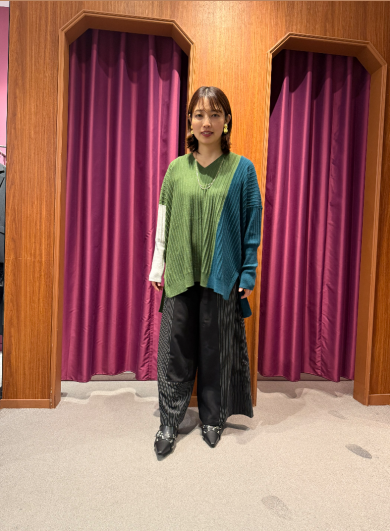 NEW IN💚切替ニットプルオーバーのご紹介！！