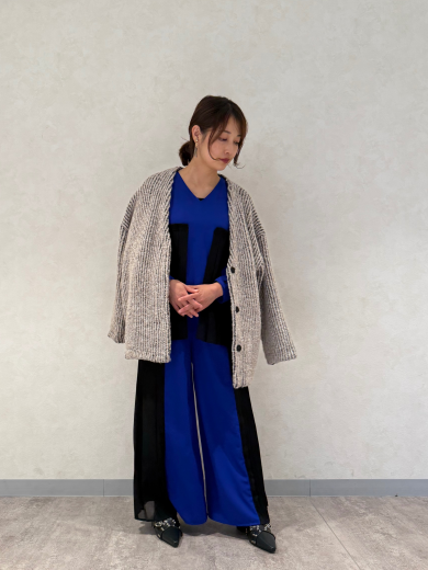 NEW IN💙Vネックコクーンニットカーディガンのご紹介!!