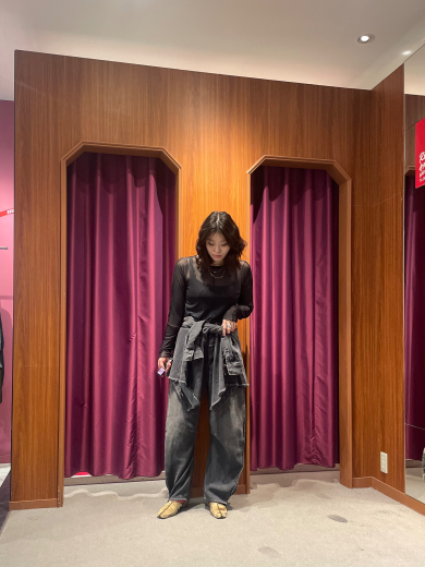 NEW IN🩶セルロースデニムタックパンツのご紹介!!