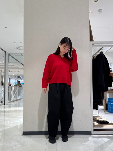 NEW IN❤️シアーバックタックニットプルオーバーのご紹介！！