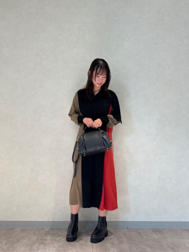 NEW IN❤️切替配色ニットワンピースのご紹介
