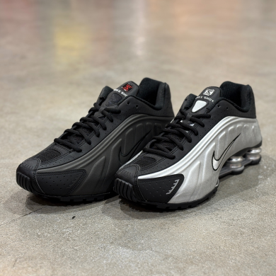 【NIKE】SHOX R4 New arrival ‼