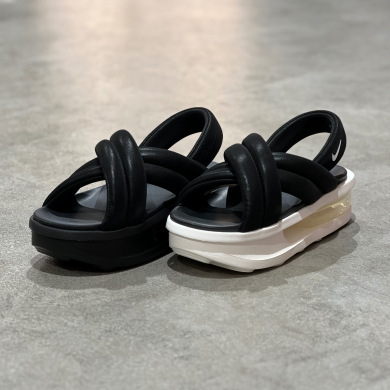 【NIKE】ISLA SANDAL New arrival ‼