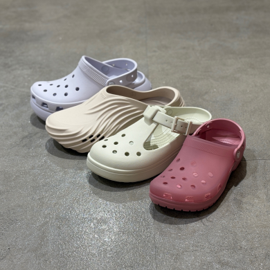 【crocs】夏の定番モデルが続々と登場‼