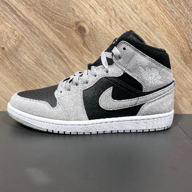 【NIKE/AIR JORDAN 1 MID】NEWカラー🩶