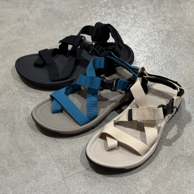 【TEVA】 定番のハリケーンに新型登場‼