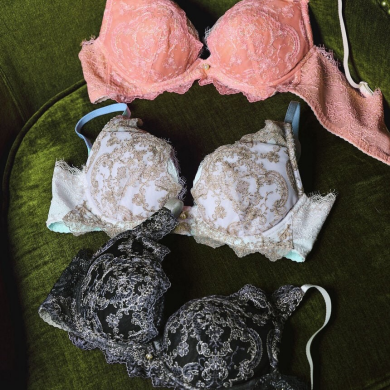 【グラマリッチ(Glama−Rich)】脇スッキリタイプ。グラマラス&リッチな谷間をメイク 3/4カップブラ