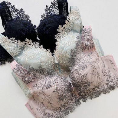 【新作】姿勢をサポート＆気軽にスタイルアップ