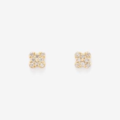 耳元を華やかにする新作ダイヤピアス