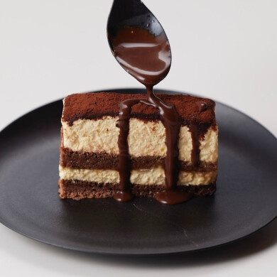 西館1階入口横に『ベーネレガーロ』が期間限定OPEN‼