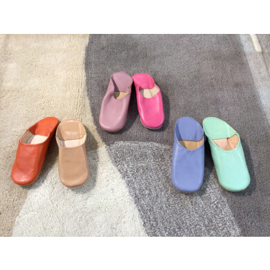 色鮮やかなバブーシュ入荷しています♪