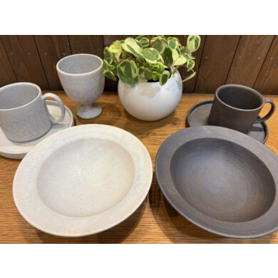 宇田隆和さんの器、入荷しております♪