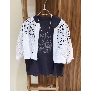 AAYUSHI/アユーシ