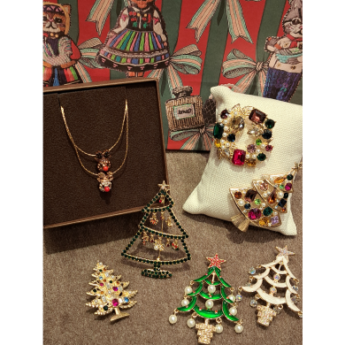 クリスマスアクセサリー入荷しました🎅🏻