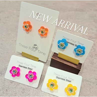 新作のアクセサリー入荷しました✨