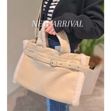 新作のバッグ入荷しました⭐️