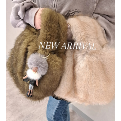 新作のバッグが入荷しました⭐️