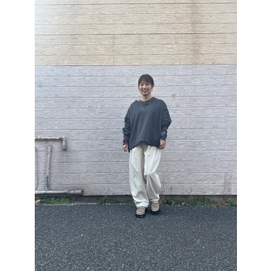 NEW IN🩶タックカーブパンツのご紹介！！