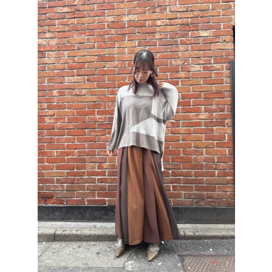 NEW IN🤎大人気！！トライカラータックパンツのご紹介！！