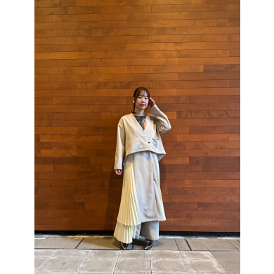 NEW IN🤍ノーカラーショートジャケットのご紹介！！