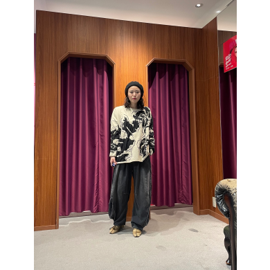 NEW IN🖤ジャガードニットプルオーバーのご紹介！！