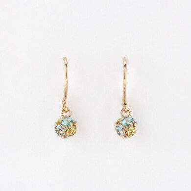 フックピアス