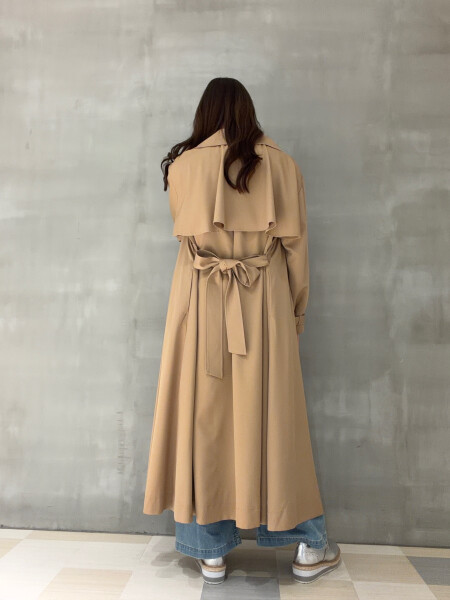 羽織るだけで決まる！トレンチコート